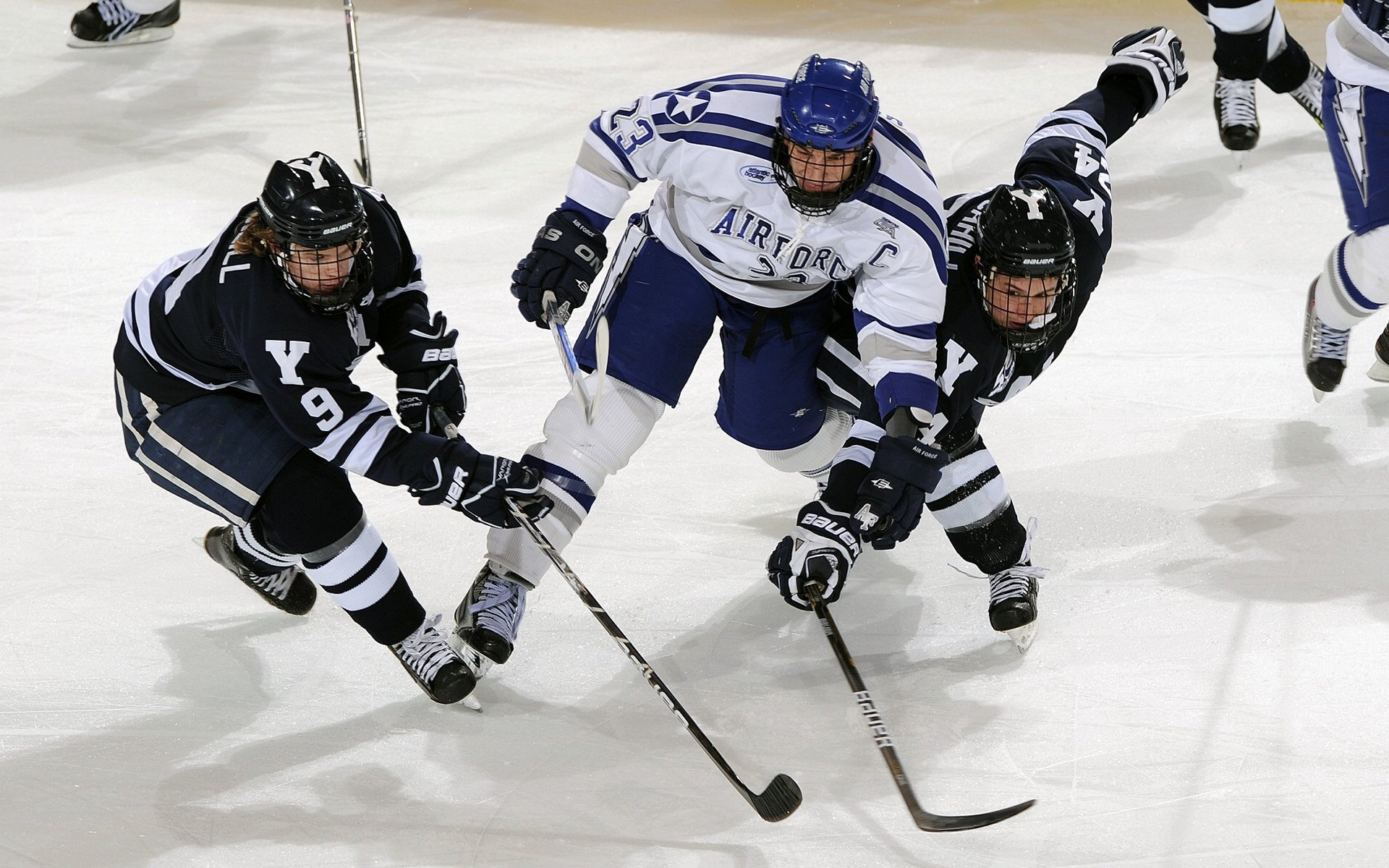 拉沃尔杯力克法网？兹维列夫刷新纪录背后的网球变革